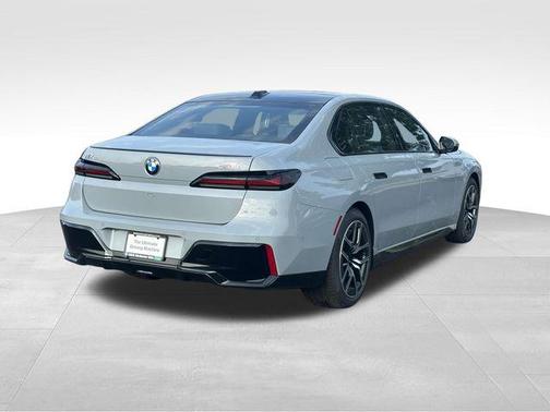 2025 BMW i7 xDrive60