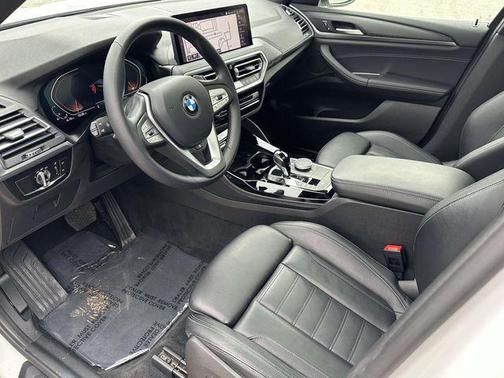 2022 BMW X4 xDrive30i