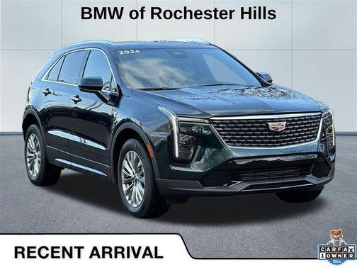 Emerald Lake Metallic 2024 Cadillac XT4 Premium Luxury