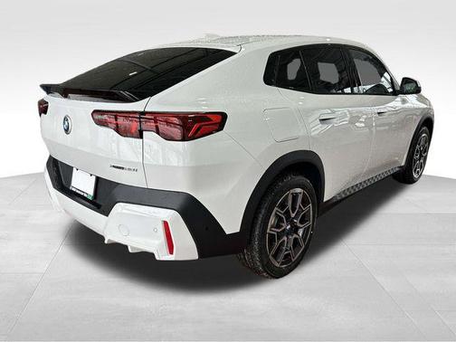 2026 BMW X2 xDrive28i