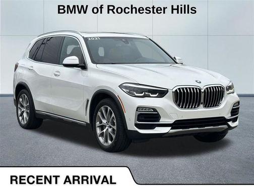 Mineral White Metallic 2021 BMW X5 xDrive40i