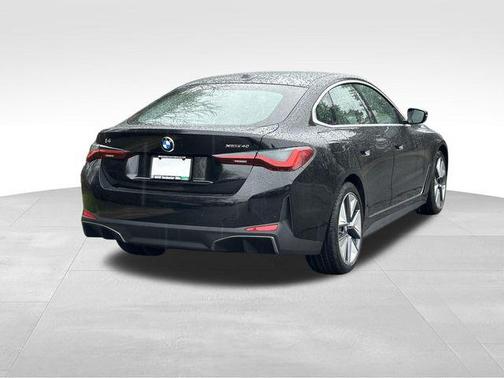 Black Sapphire Metallic 2026 BMW i4 Gran Coupe xDrive40