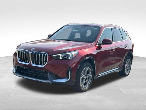 Vegas Red Metallic 2026 BMW X1 xDrive28i