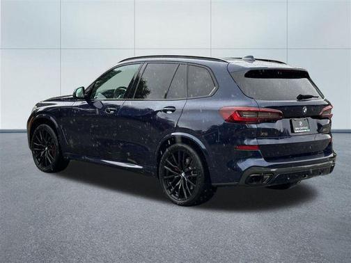 2023 BMW X5 M50i