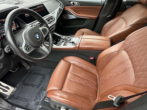 2023 BMW X5 M50i