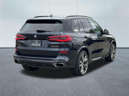 2022 BMW X5 M50i