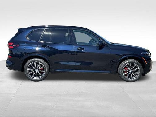 Carbon Black Metallic 2026 BMW X5 xDrive40i