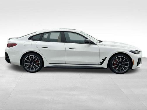 Alpine White 2026 BMW i4 Gran Coupe xDrive40