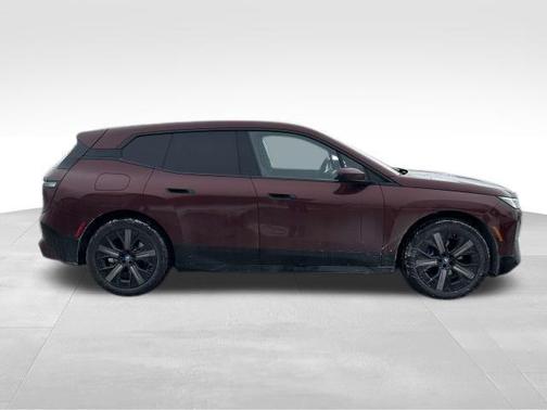 2025 BMW iX xDrive50