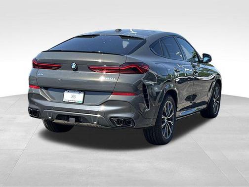 Dravit Grey Metallic 2027 BMW X6 M60i