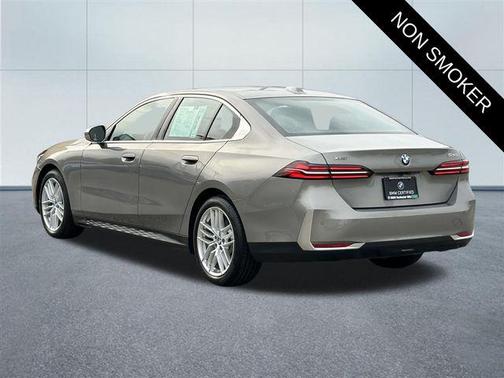 2024 BMW 530 i xDrive