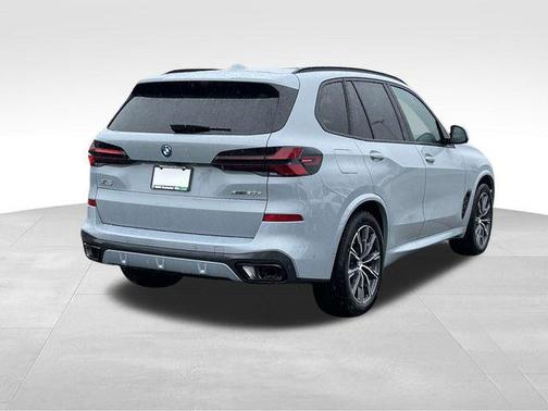 Brooklyn Grey Metallic 2026 BMW X5 PHEV xDrive50e