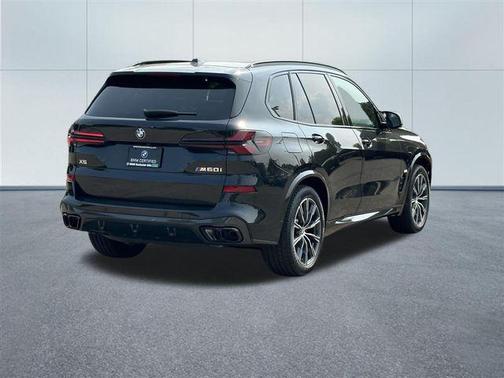 2025 BMW X5 M60i
