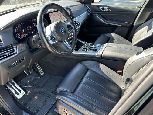 Black Sapphire Metallic 2022 BMW X5 xDrive40i