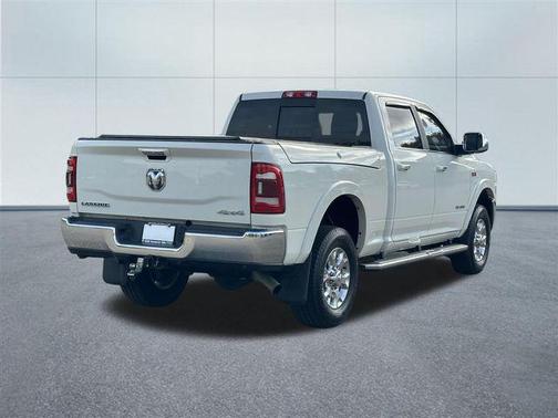 2020 RAM 2500 Laramie Crew Cab 4X4 6'4' Box