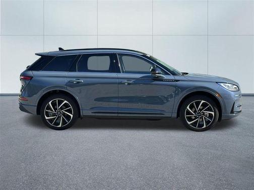 Whisper Blue Metallic Clearcoat 2025 Lincoln Corsair Grand Touring