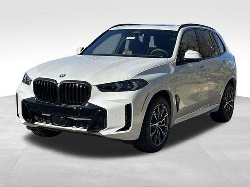 Mineral White Metallic 2026 BMW X5 PHEV xDrive50e