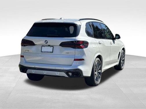 Mineral White Metallic 2026 BMW X5 PHEV xDrive50e