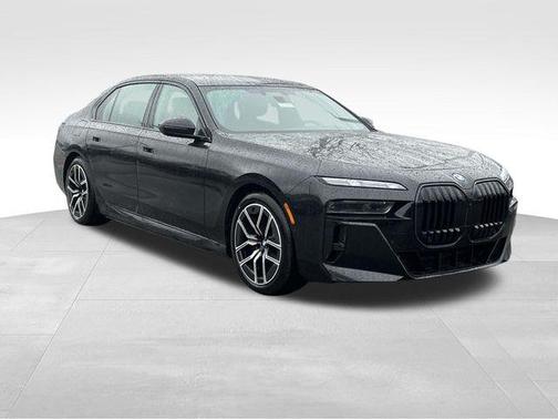 Black Sapphire Metallic 2026 BMW i7 xDrive60