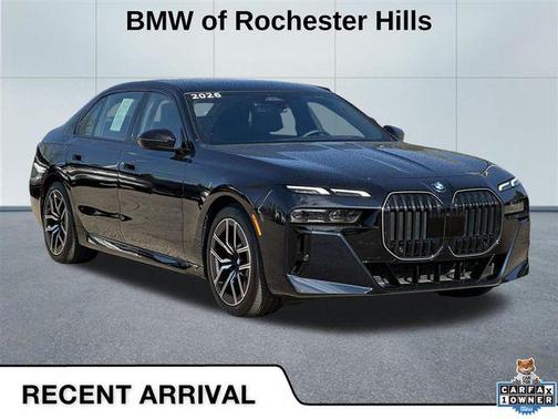 Carbon Black Metallic 2026 BMW 740 xDrive