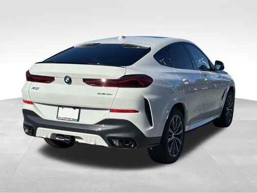 Alpine White 2027 BMW X6 xDrive40i