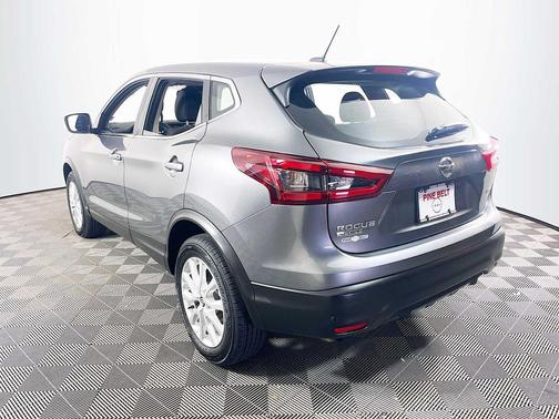 2022 Nissan Rogue Sport S