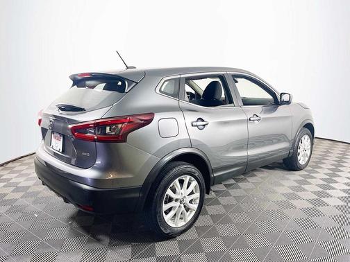 2022 Nissan Rogue Sport S