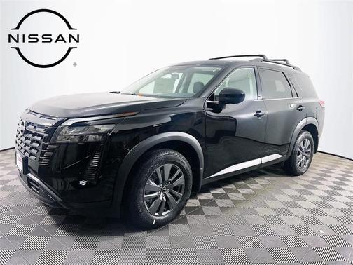 Super Black 2026 Nissan Pathfinder SV