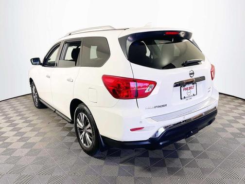 Glacier White 2020 Nissan Pathfinder SV 4WD