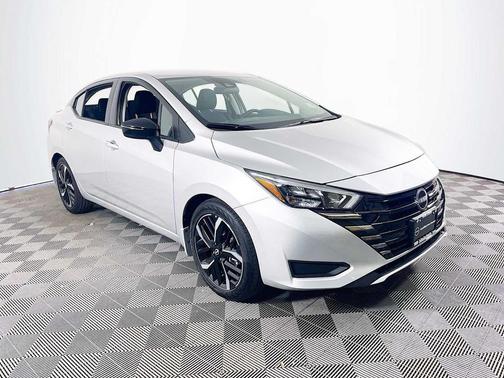 Brilliant Silver Metallic 2025 Nissan Versa 1.6 S