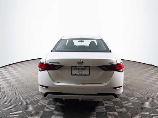 Aspen White TriCoat Pearl 2022 Nissan Sentra SV