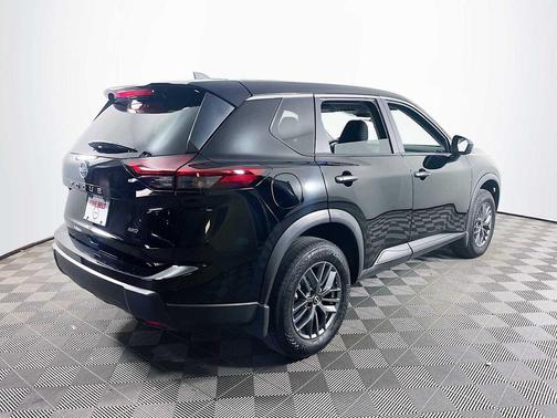 2025 Nissan Rogue S