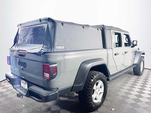 2020 Jeep Gladiator Sport