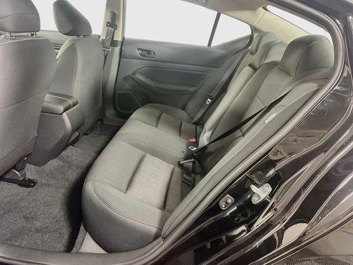 Super Black 2026 Nissan Altima SV FWD