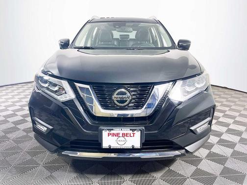 Magnetic Black 2018 Nissan Rogue SL