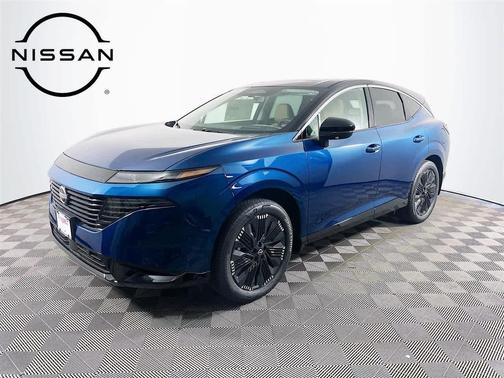 Aurora Blue Pearl Metallic/Super Black 2026 Nissan Murano Platinum