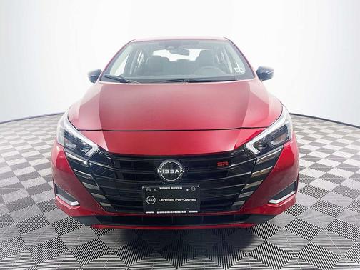 Scarlet Ember Tintcoat 2025 Nissan Versa 1.6 S