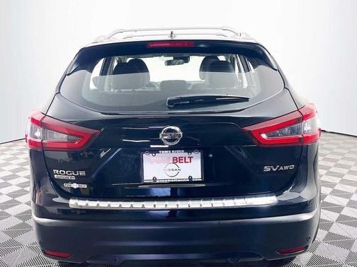 2020 Nissan Rogue Sport SV