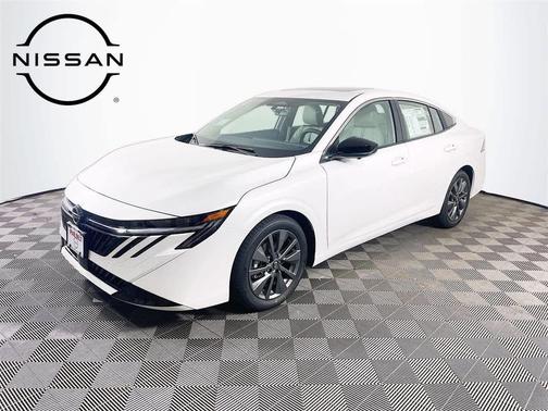 Aspen White Tricoat 2026 Nissan Sentra SL