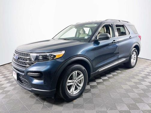 STONE BLUE METALLIC 2022 Ford Explorer XLT