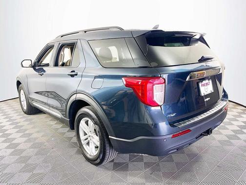 STONE BLUE METALLIC 2022 Ford Explorer XLT