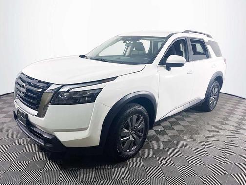 2025 Nissan Pathfinder SV 4WD