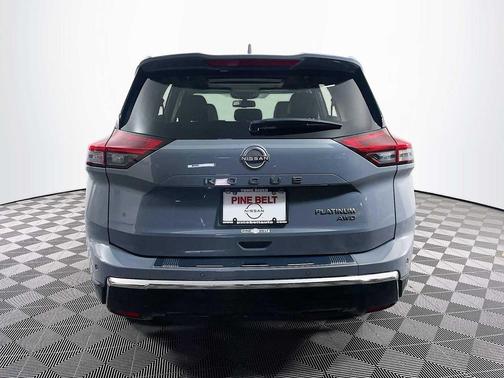 2024 Nissan Rogue Platinum