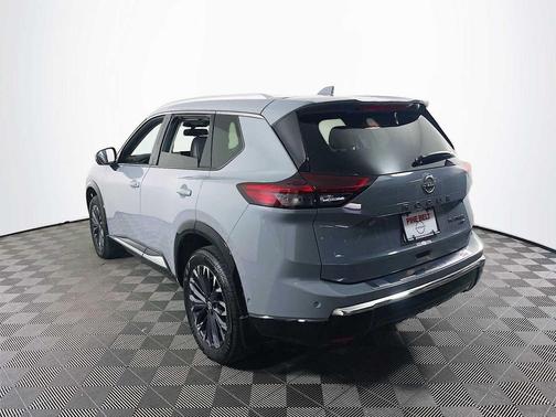 2024 Nissan Rogue Platinum