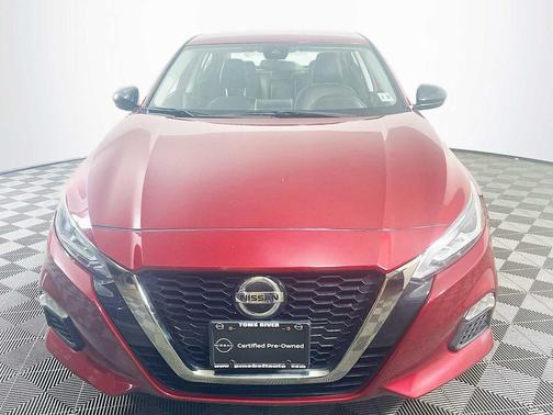 2022 Nissan Altima SR Intelligent AWD