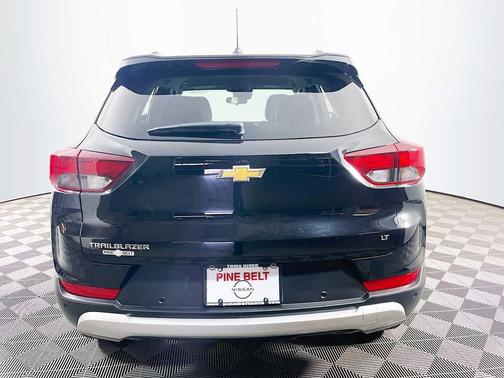 Mosaic Black Metallic 2024 Chevrolet Trailblazer LT
