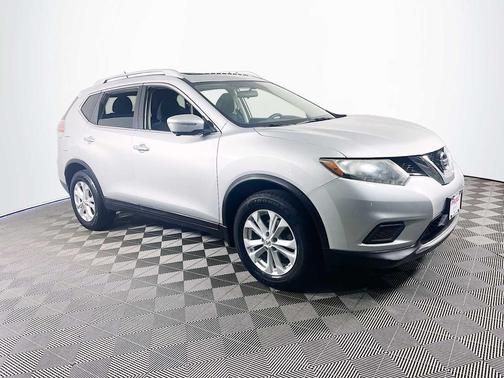 Brilliant Silver 2015 Nissan Rogue SV