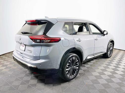 2024 Nissan Rogue Platinum