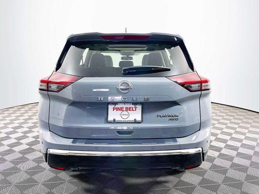 2024 Nissan Rogue Platinum