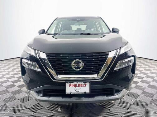 Super Black 2021 Nissan Rogue SV